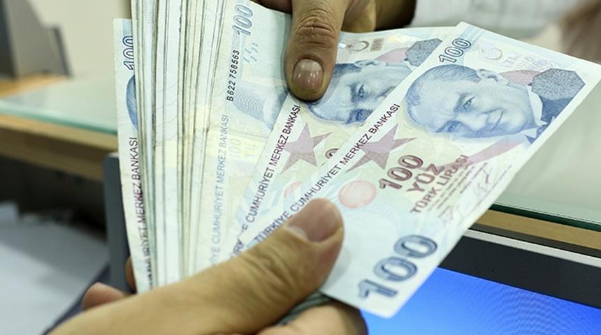 AK Parti'den yeni asgari ücret açıklaması: "Bazı eleştiriler gördük" diyerek yanıtladı