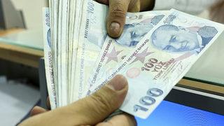 AK Parti'den yeni asgari ücret açıklaması: Bazı eleştiriler gördük diyerek yanıtladı