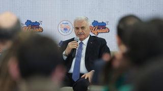 Öğrenciden, Binali Yıldırım'a seçim sorusu: Korkuyor musunuz?