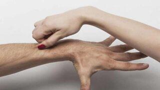 Mahkemeden emsal karar! 'Çimdikleme' boşanma nedeni sayıldı