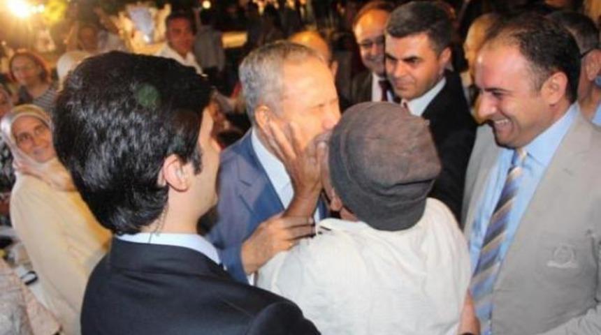 Bülent Arınç neye uğradığını şaşırdı