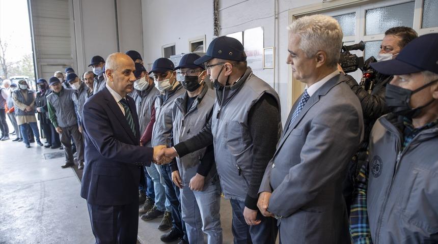 Mühendis olarak girdiği kurumu 40 yıl sonra bakan olarak girdi