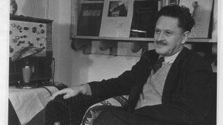 Nazım Hikmet kimdir?