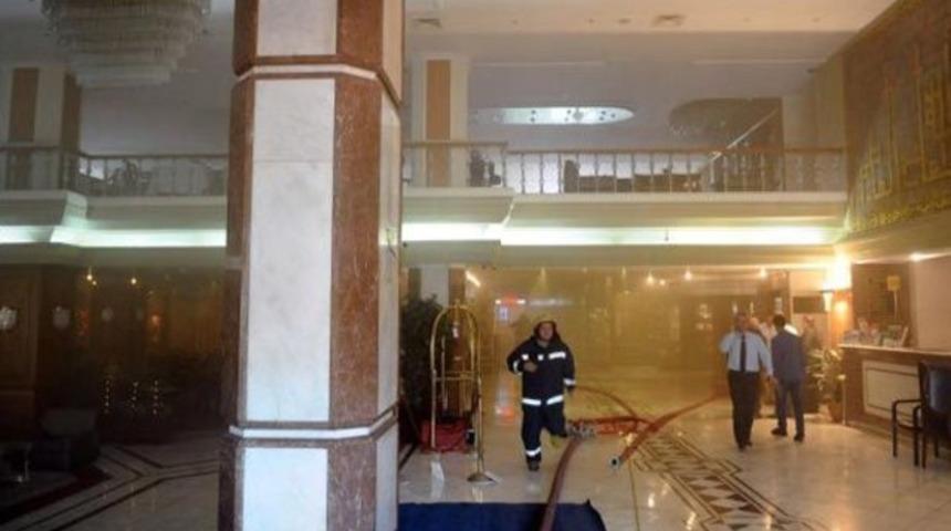 İstanbul'da 5 yıldızlı otelde yangın