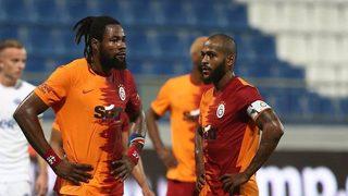 Son dakika: Galatasaraylı futbolcunun evine saldırdılar! Eşiyle yalnızken...