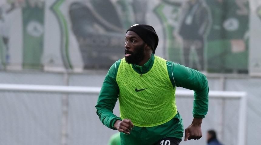 Yılın skandalına imza atmıştı! Doukara'nın sözleşmesi feshedildi...