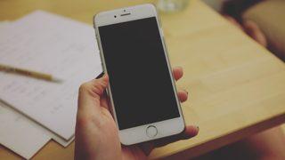 Sosyal medya bunu konuşuyor... Twitter, iPhone 6 desteğini durdurdu!