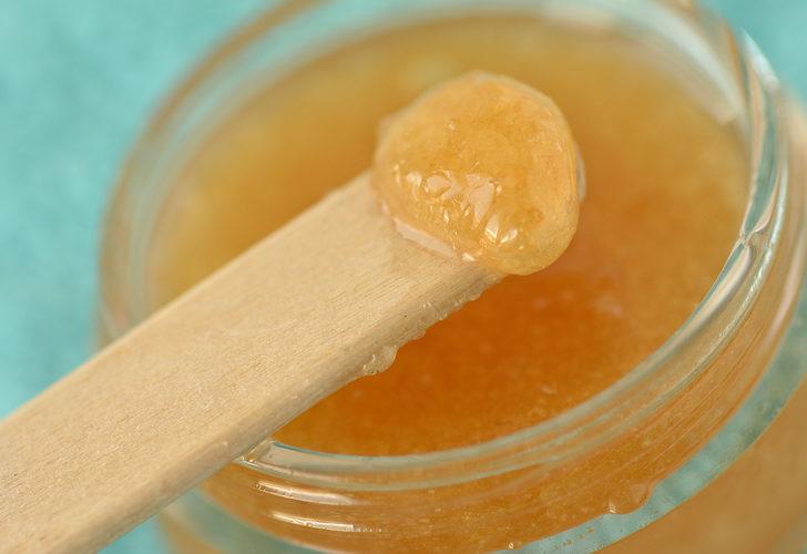 Dudaklarınızı pürüzsüzleştirecek peeling tarifleri G1