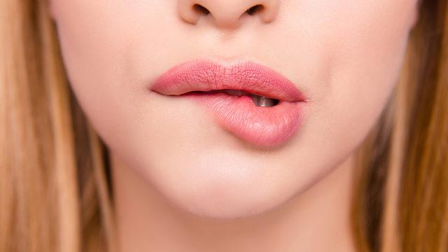 Dudaklarınızı pürüzsüzleştirecek peeling tarifleri