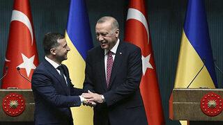 Zelenskiy'den Türkiye'ye teşekkür: Güvenliğimizin garantörü olmaya hazır olduğu için minnettarım
