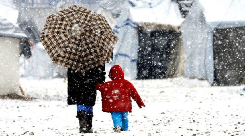 Meteoroloji'den soğuk hava açıklaması: İstanbul'a kar geliyor dikkat