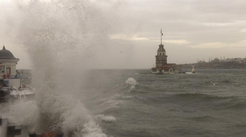AKOM uyardı! İstanbul başta olmak üzere bütün Marmara'da etkili olacak... Akşam saatlerine dikkat