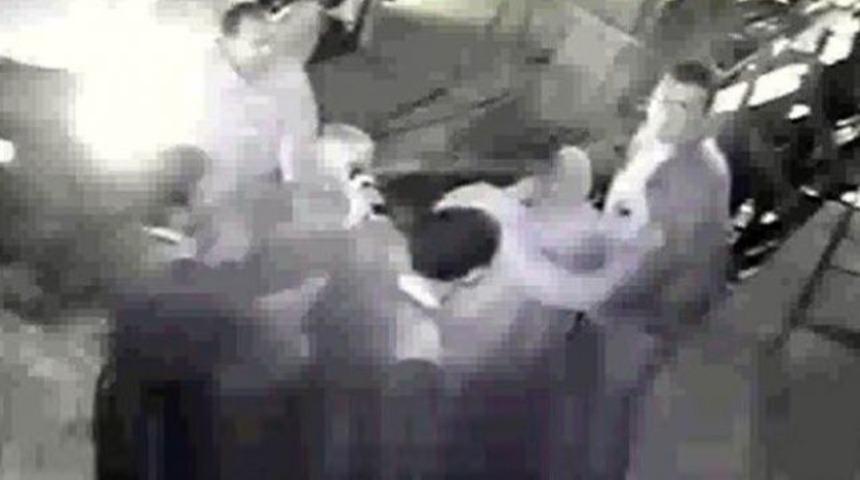 Selim Şen, biber gazı sıkan polise suç duyurusunda bulundu
