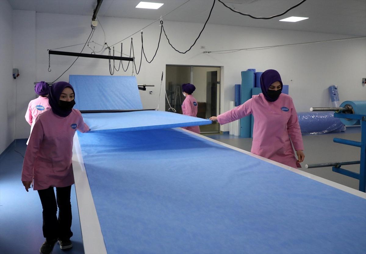 Rize'deki medikal tekstil firması 30'u aşkın &uuml;lkeye &uuml;r&uuml;n ihra&ccedil; ediyor