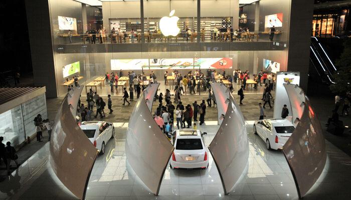 Apple, otomobil üretmekte kararlı! Kaynaklar: Teknoloji devi, Lamborghini yöneticisi Luigi Taraborrelli'yi işe aldı