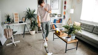 Dikey ve güçlü bir süpürge arayanlara: Fakir dikey süpürge kullananlar ve yorumları