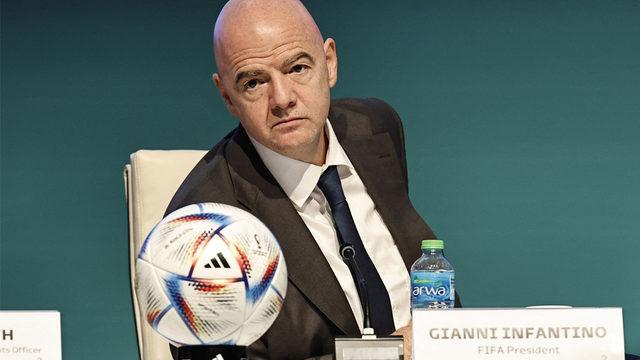 FIFA Başkanı Infantino, İtalya'yı tiye aldı!