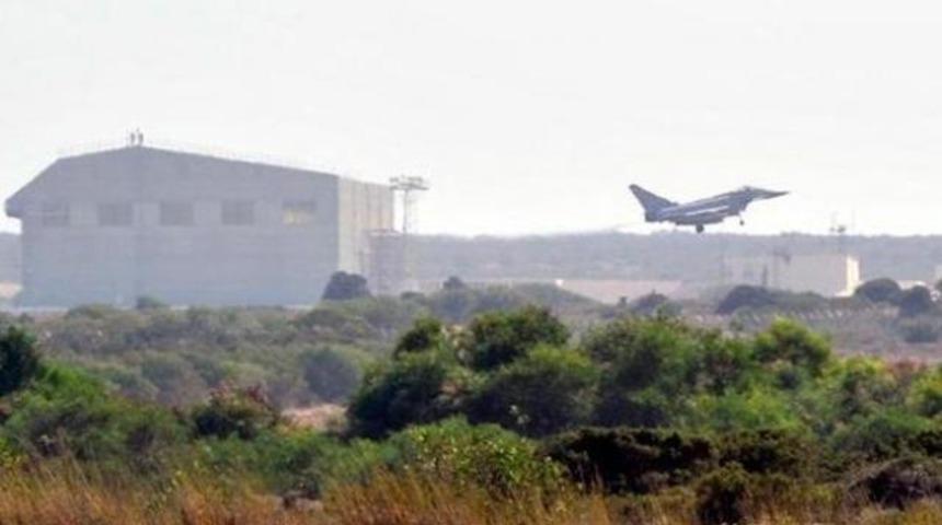 Kıbrıs sahasında yoğun savaş hazırlığı