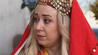 Vildan gelinin hikayesi herkesi duygulandırdı! Anneannesi evlatlık verince babası... 