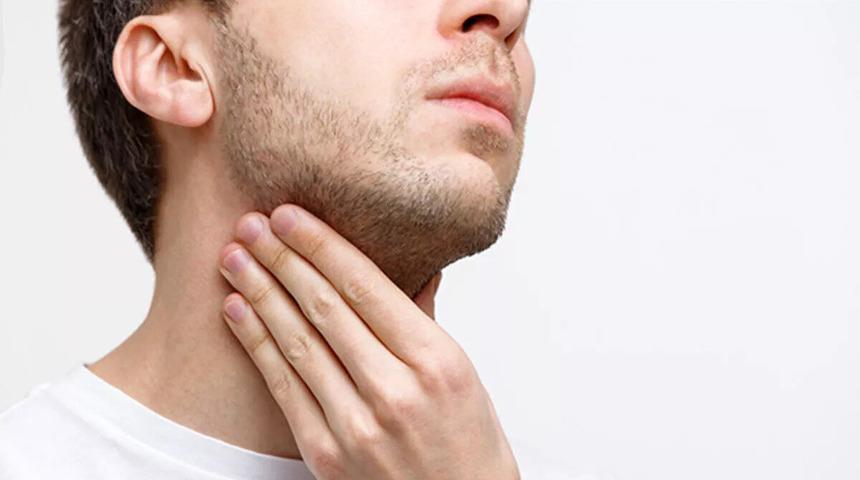 Tükürük yutmak orucu bozar mı? Ramazan'da balgam yutmak orucu bozar mı?