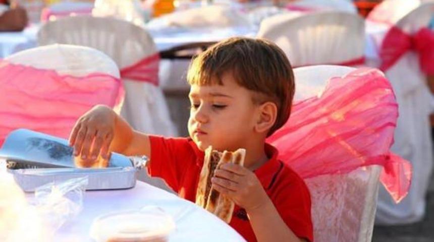 Tekne orucu saat kaça kadar tutulur? Tekne orucu kaç yaşa kadar tutuluyor?