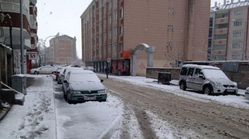 Muş’ta 9 köy ve 22 mezra yolu ulaşıma kapandı