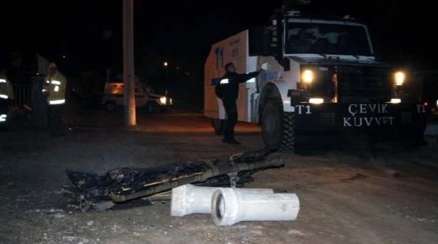 Bingöl ve Cizre'de olaylı gece