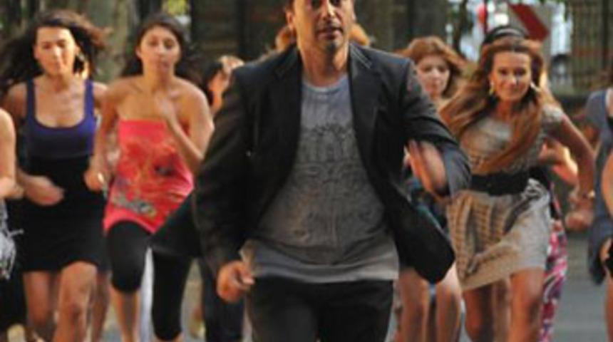 Aşkla sadakat i&ccedil; i&ccedil;edir aşık olan aldatmaz