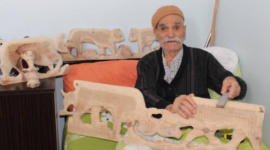 Gözleriyle değil, elleriyle görüyor! Her şey 'ağlama hastalığı' ile başladı