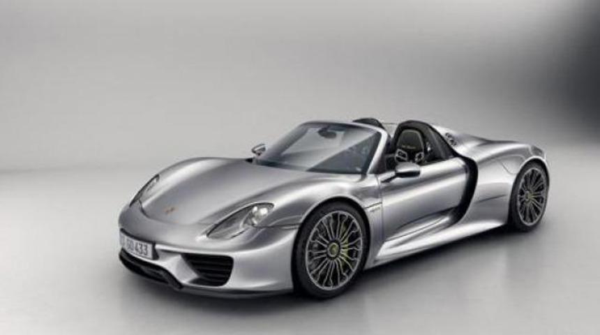 Porsche&rsquo;nin yeni hibrit yol canavarı