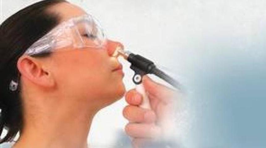 Alerjik nezleye ışık müdahalesi