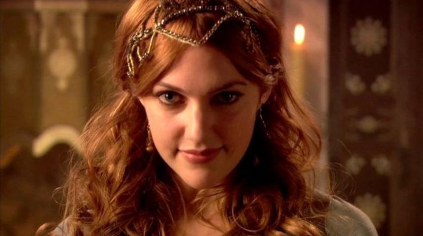 Meryem Uzerli kimdir?