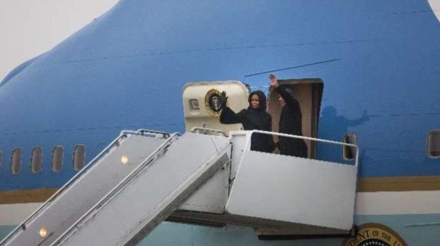 Obama, Bush ve Clinton aynı uçakta