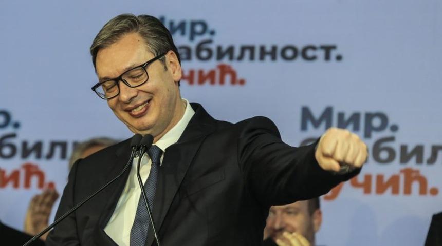 Sırbistan'da se&ccedil;imi Cumhurbaşkanı Vucic kazandı