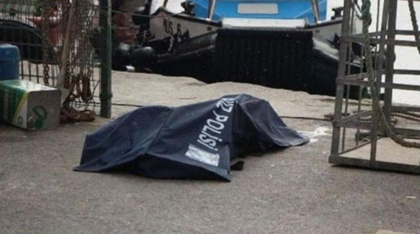 Denizden kafası ve kolları olmayan ceset çıktı