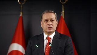 Son dakika: Galatasaray Başkanı Burak Elmas aday olacak mı? Canlı yayında açıkladı...