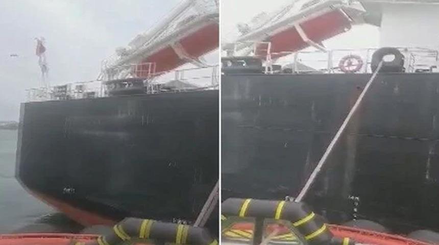 SON DAKİKA | İstanbul'da y&uuml;k gemisi karaya oturdu! 197 metre...