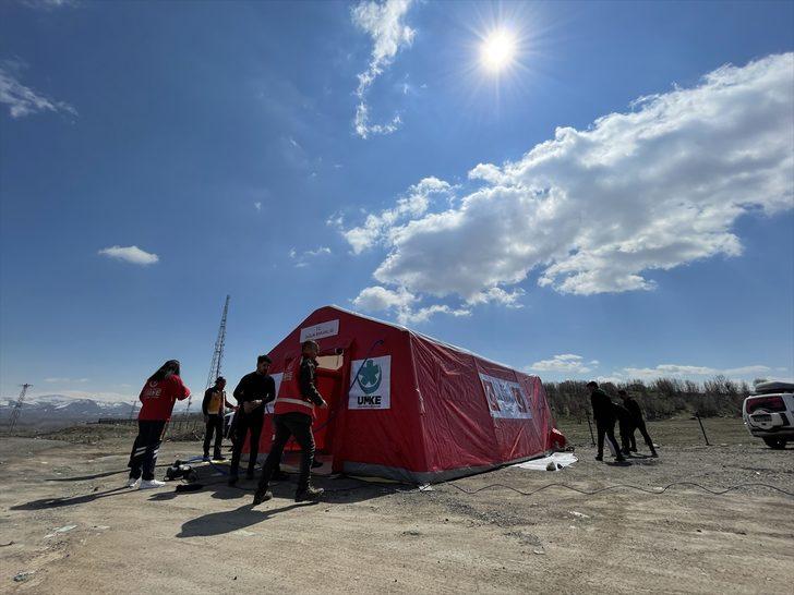 Bingöl'de UMKE, olası afetlerde kuracağı çadırlarda acil servis hizmeti sunacak G4