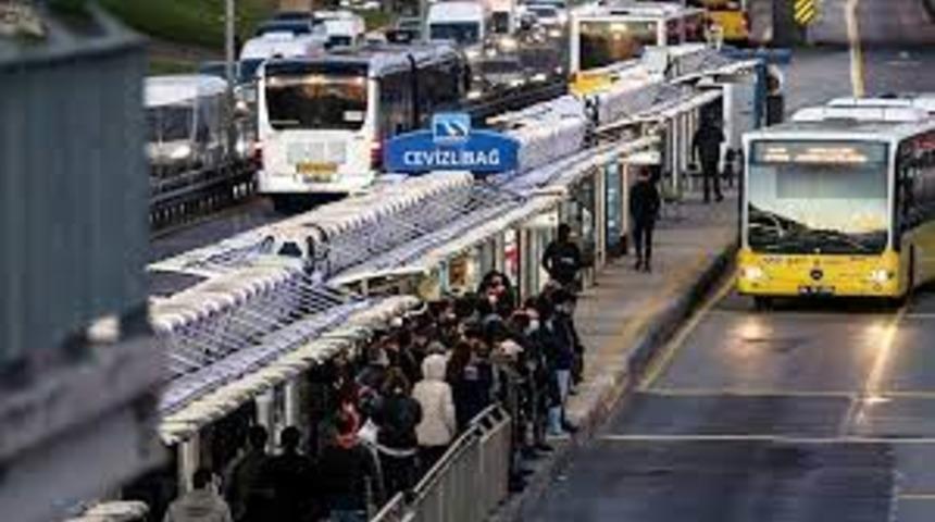 İstanbul'da toplu taşımaya zam mı geliyor? UKOME toplantısı kararları ne oldu? İstanbul'da toplu taşımaya zam talebi!