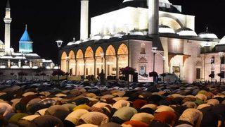 Kadir Gecesi bugün mü 2022? Kadir Gecesi anlamı ve önemi nedir?