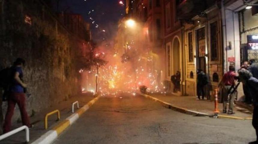 Taksim'de polis müdahalesi!