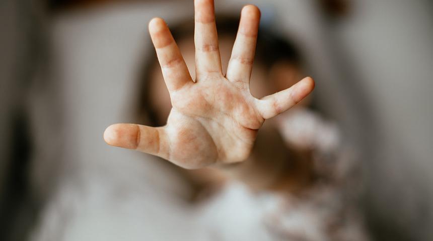 Düzce'de iğrenç olay! 16 yaşındaki kız öğrenciyi servis şoförü taciz etti: Şalımı boyun bölgemden çekerek...