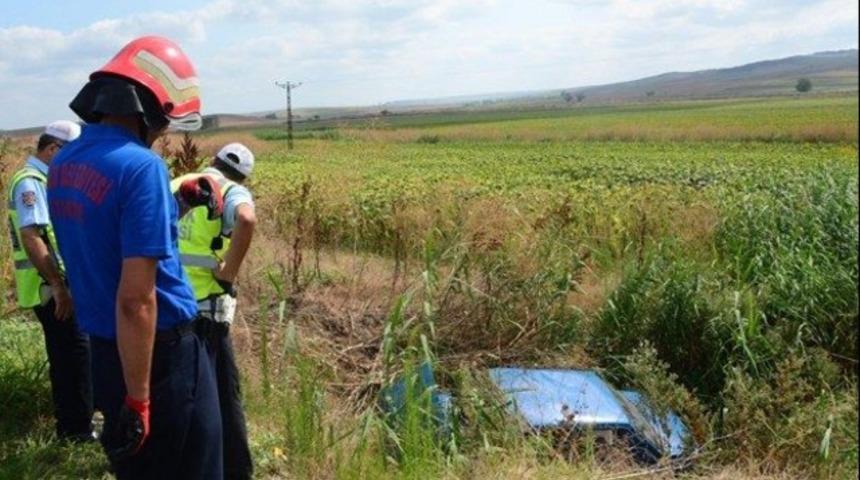 Arkadaşlarını &ouml;l&uuml;me terk edip hastaneye gitti