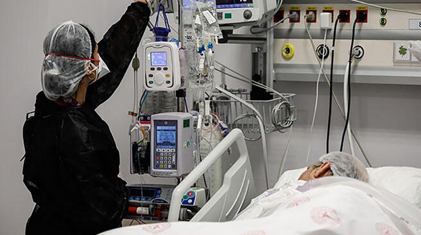 Son dakika: 4 Nisan koronavir&uuml;s tablosu a&ccedil;ıklandı! İşte can kaybı ve vaka sayısında son durum