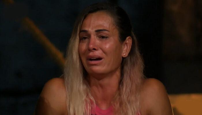 Survivor All Star'da Nagihan Karadere gözyaşlarına boğuldu: Açıklayamayacağım sıkıntılarım var