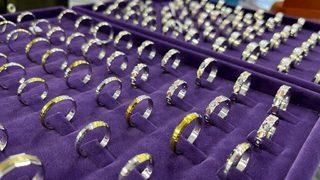 Yoğunluk oluştu! Altın fiyatları yükseldi, vatandaş gümüşe yöneldi