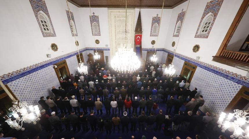 Enderun usulü teravih namazı nasıl kılınır? Enderun usulü teravih namazı nedir?