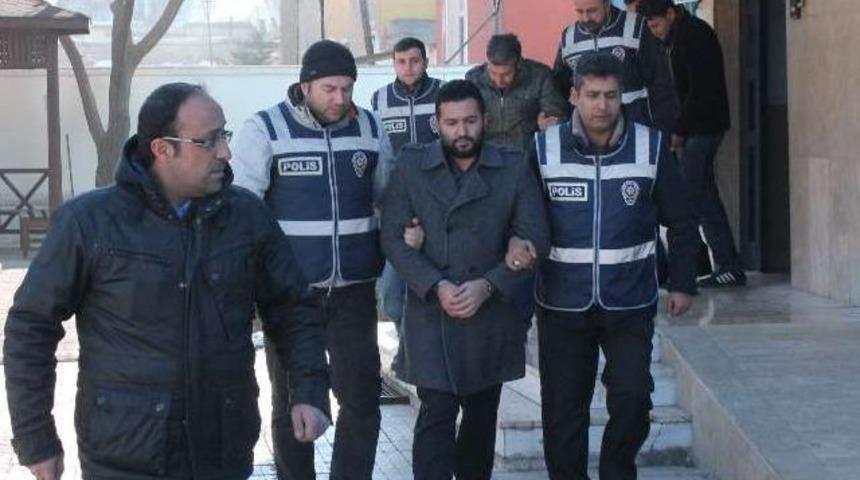Konya'da arkadaşını tabancayla vurarak öldüren kişi yakalandı
