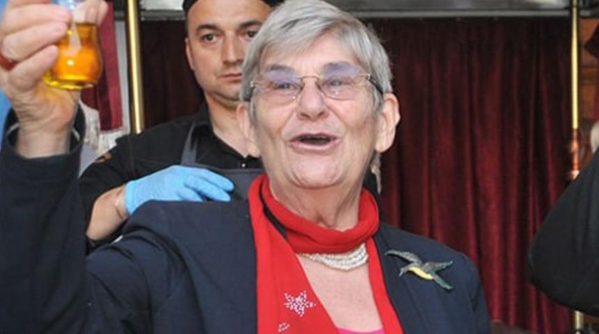 Canan Karatay: Ana sütünün aynısı! İçin, yemeklere katın ya da salatalara koyun...