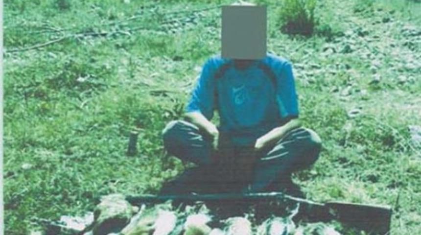 Bu fotoğraflar başını yaktı